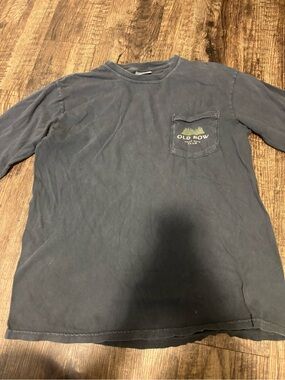 Old Row Men's Long Sleeve Pocket Tee in Navy